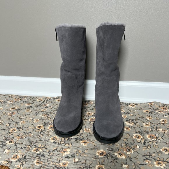 Women BANDOLINO Grey Suede Boots w/Fur Cuff - Picture 5 of 8